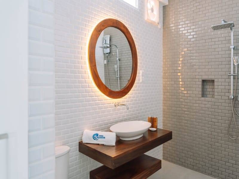 Mixed dormitory at The Surfer Beach Camp, Weligama, Sri Lanka – bathroom, view 1